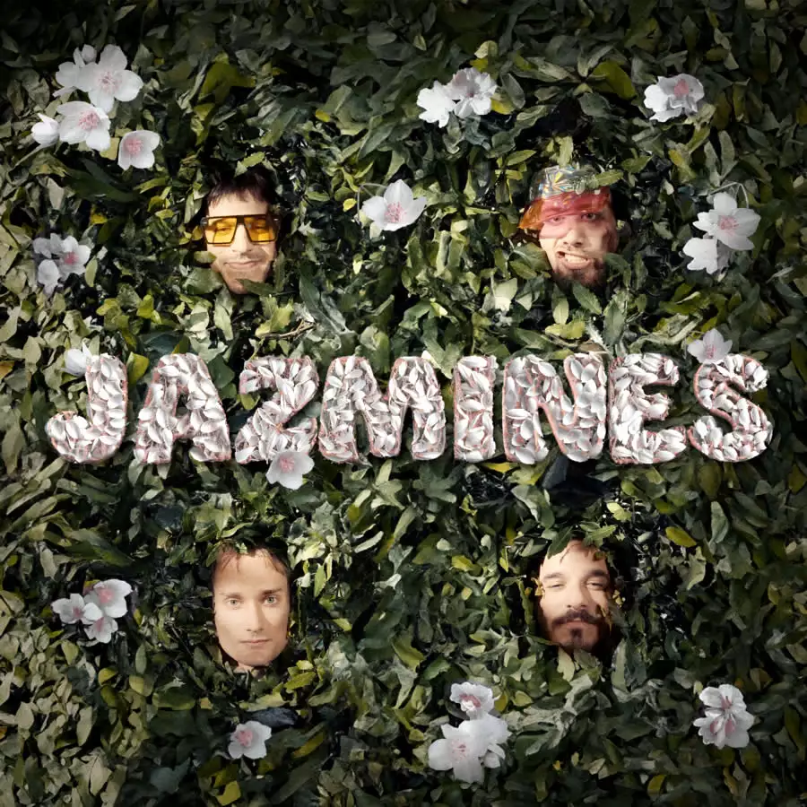 Terapia publicó "Jazmines"