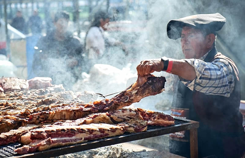 Luján realiza la 1° Fiesta del costillar al Asador